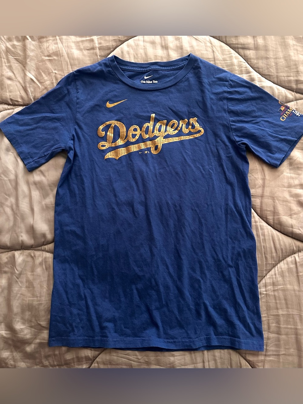 The Nike Tee Dodgers Freddie Freeman t-shirt boys sz L 14/16